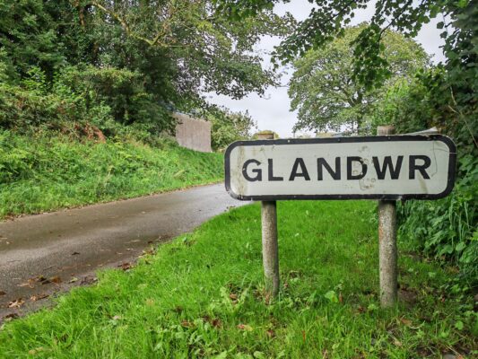 Glandwr Sign, Glandwr, Whitland, Carmarthenshire
