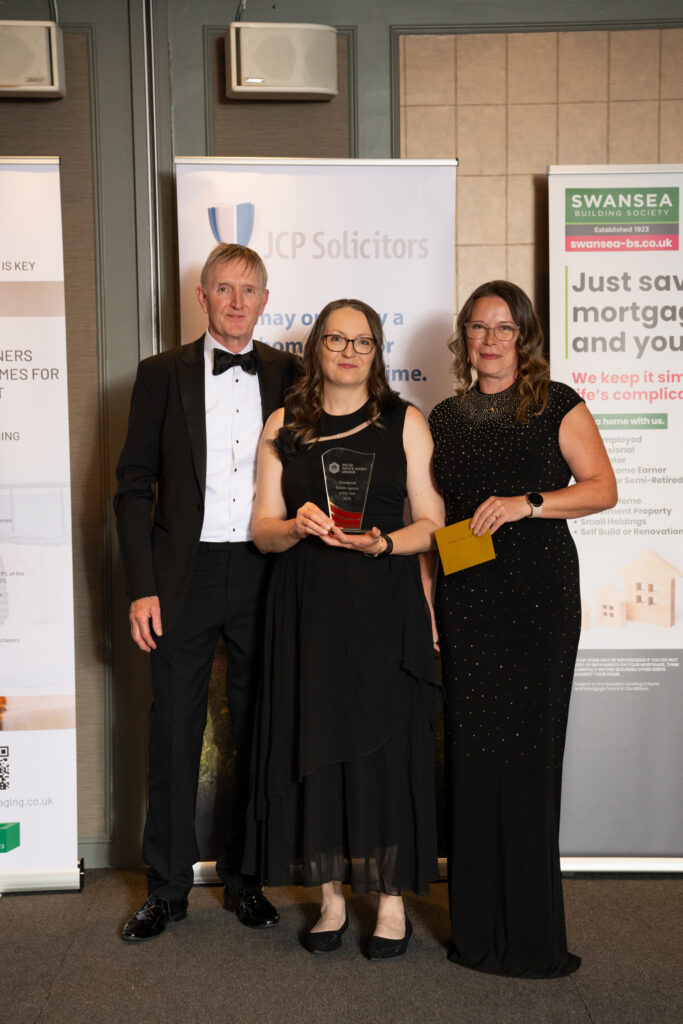 Helen Worrall & Tania Dutnell at the Welsh Estate Agency Awards